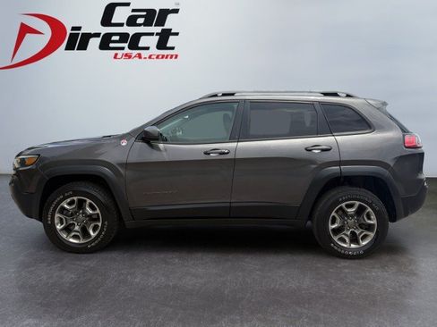 Used 2019 Jeep Cherokee Trailhawk AWD/4WD image 9