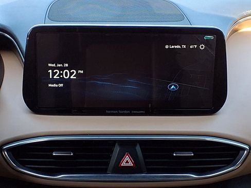 Used 2023 Hyundai Santa Fe Calligraphy image 35