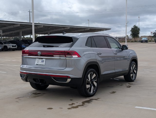 Used 2026 Volkswagen Atlas Cross Sport SE FWD image 5