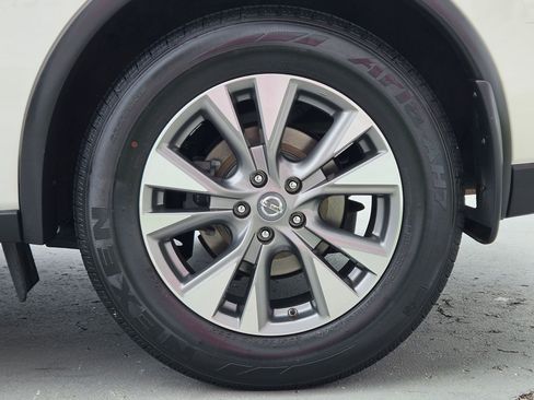 Used 2018 Nissan Murano S AWD/4WD image 28