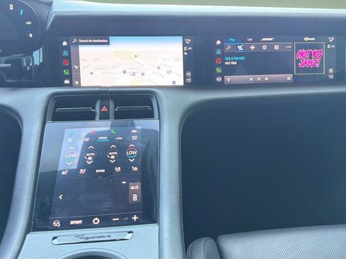 Used 2023 Porsche Taycan 4S w/ Premium Package image 8