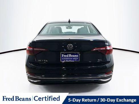 Used 2023 Volkswagen Jetta SEL image 8