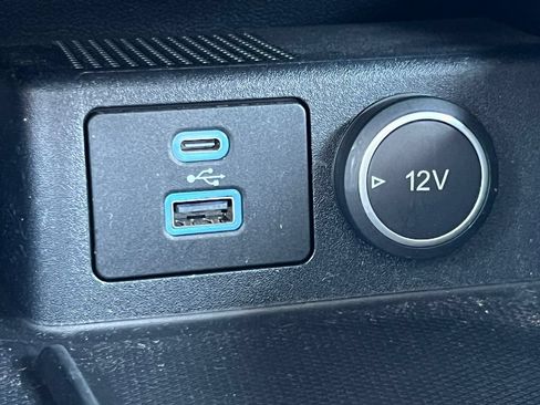 Used 2021 Ford Escape Titanium w/ Titanium Elite Package AWD/4WD image 30