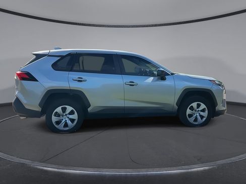 Used 2024 Toyota RAV4 LE FWD image 9