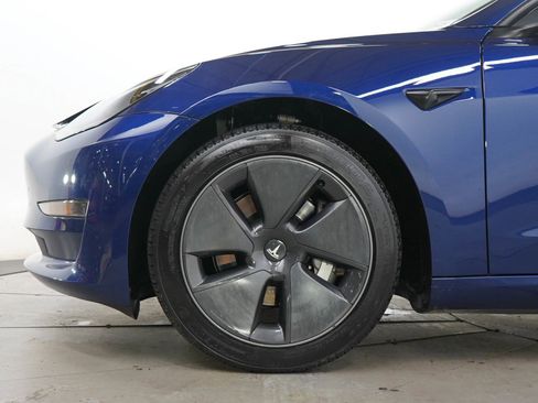 Used 2023 Tesla Model 3 Standard Range RWD image 25