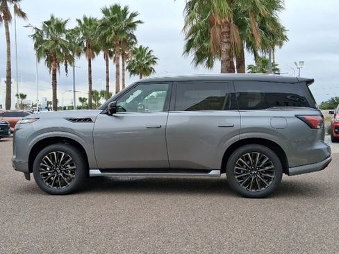 New 2026 INFINITI QX80 Autograph AWD/4WD image 3