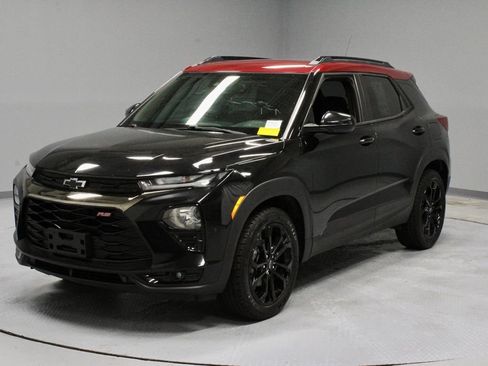 Used 2021 Chevrolet TrailBlazer RS w/ Technology Package AWD/4WD image 7
