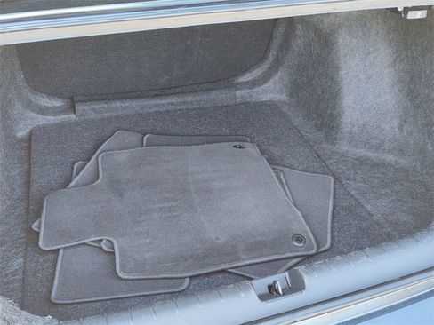 Used 2019 Honda Insight Touring image 8