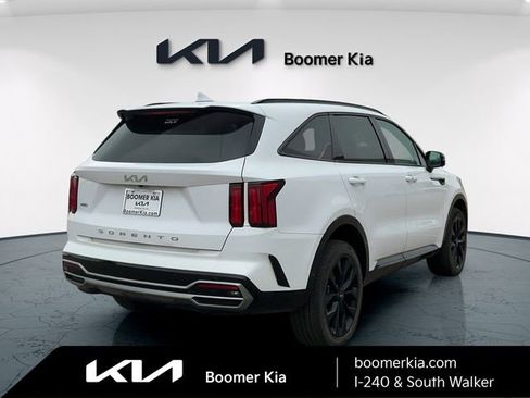 Certified 2022 Kia Sorento SX AWD/4WD image 5