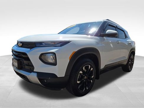 Used 2023 Chevrolet TrailBlazer LT w/ Convenience Package AWD/4WD image 5