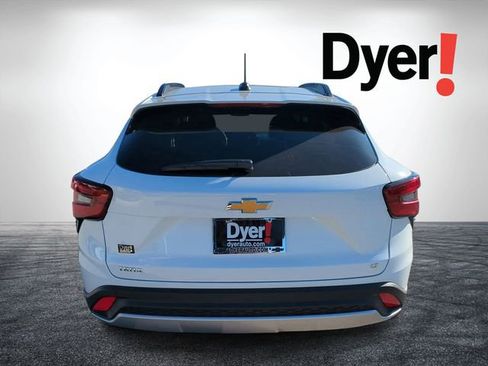 New 2026 Chevrolet Trax LT w/ Driver Confidence Package FWD image 5