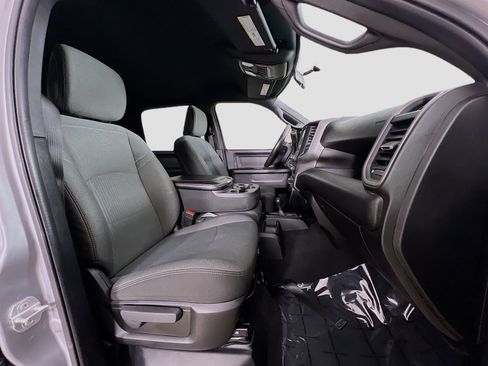 Used 2024 RAM 3500 Tradesman w/ Chrome Appearance Group image 27