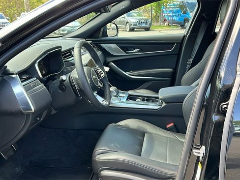 New 2024 Jaguar XF R-Dynamic SE image 10