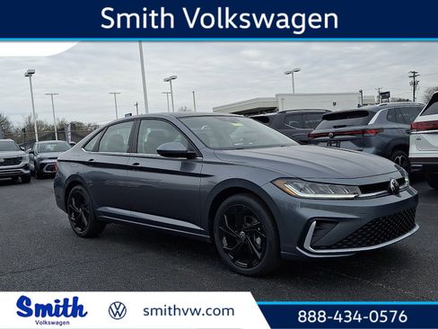 New 2026 Volkswagen Jetta SE FWD image 1