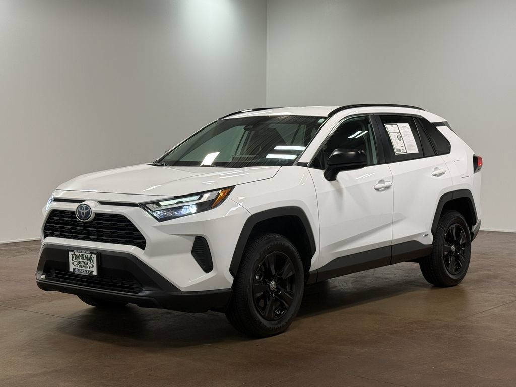 Used 2023 Toyota RAV4 LE AWD/4WD image 28