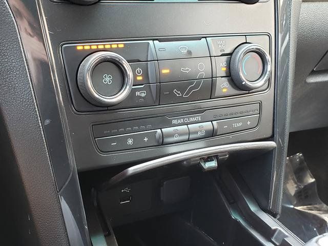 Used 2019 Ford Explorer XLT AWD/4WD image 23