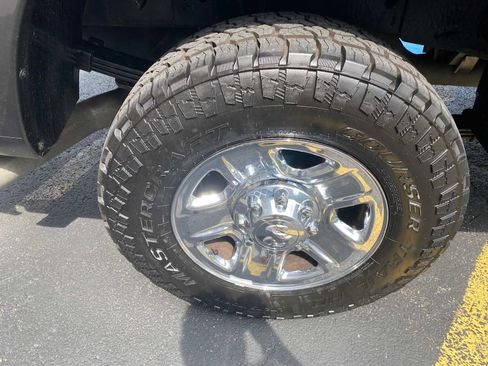 Used 2018 RAM 3500 Tradesman w/ Chrome Appearance Group AWD/4WD image 36
