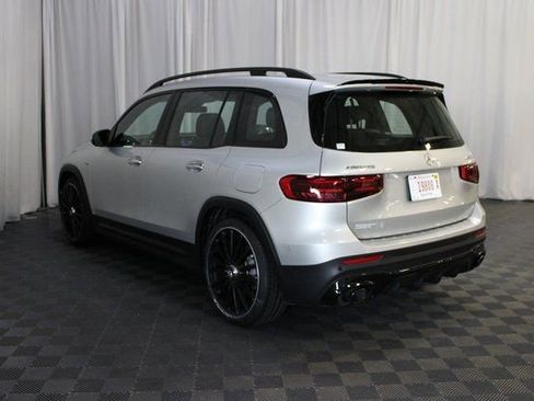 New 2024 Mercedes-Benz GLB 35 AMG 4MATIC image 4