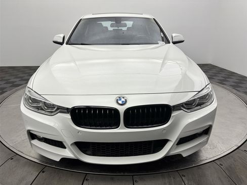 Used 2017 BMW 328d Sedan w/ M Sport Package image 14