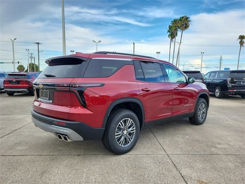 New 2026 Chevrolet Traverse LT image 6