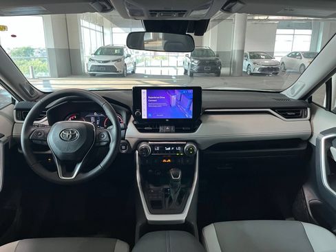 Used 2025 Toyota RAV4 XLE Premium w/ Weather Package AWD/4WD image 39