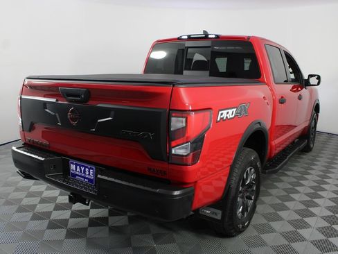 Used 2024 Nissan Titan PRO-4X w/ Pro-4x Convenience Package AWD/4WD image 30