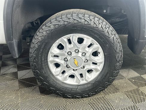 Used 2022 Chevrolet Silverado 3500 LT w/ Convenience Package image 34
