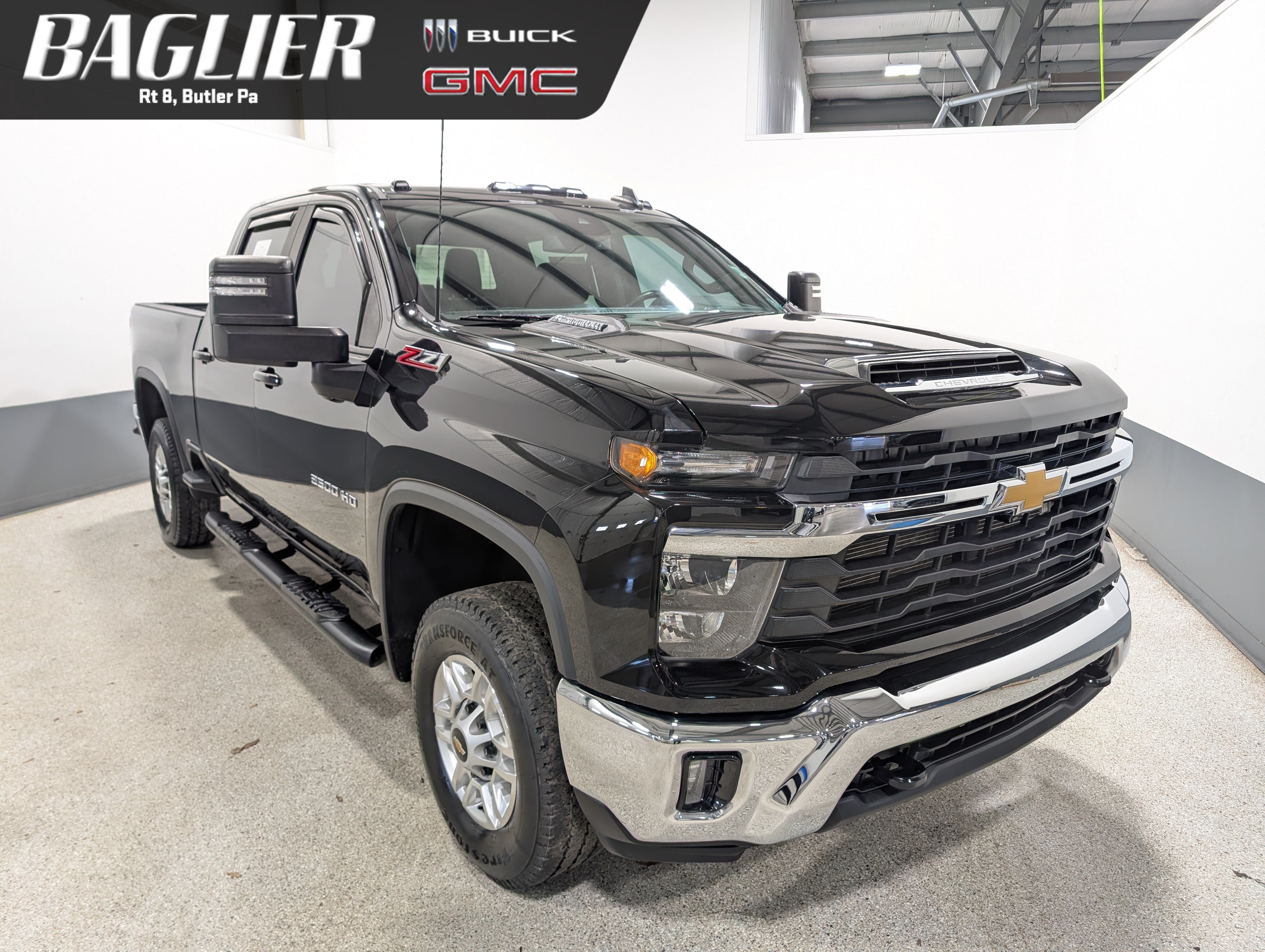 Used 2024 Chevrolet Silverado 2500 LT w/ All Star Edition AWD/4WD image 1