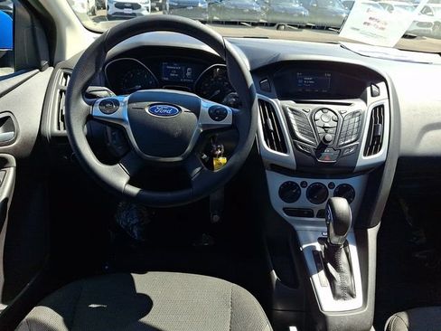 Used 2014 Ford Focus SE FWD image 11