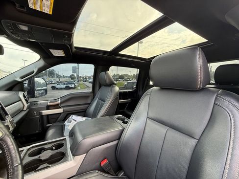 Used 2022 Ford F350 Lariat w/ Black Appearance Package AWD/4WD image 14