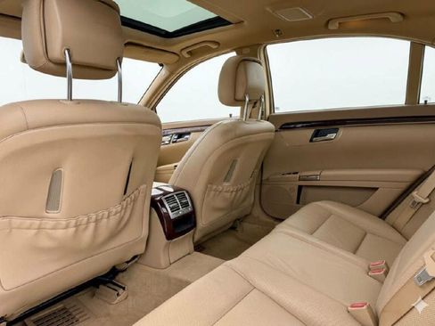 Used 2011 Mercedes-Benz S 550 4MATIC image 23