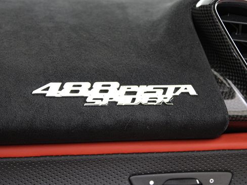 Certified 2019 Ferrari 488 Pista Spider RWD image 48