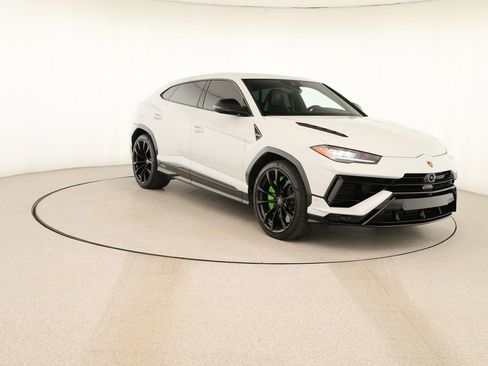 Used 2024 Lamborghini Urus S image 10