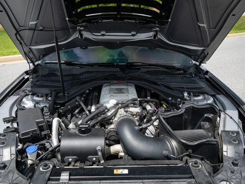 Used 2020 Ford Mustang Shelby GT500 w/ Technology Package RWD image 9