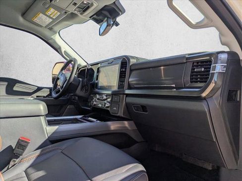 Used 2025 Ford F250 Lariat w/ Tremor Off-Road Package image 15
