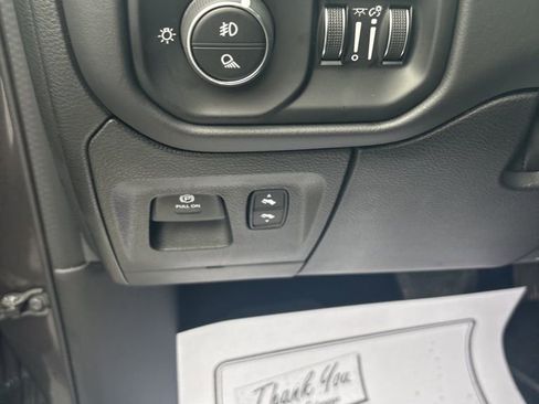 Used 2023 RAM 1500 Limited w/ Bed Utility Group image 28