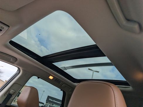 Certified 2025 Nissan Pathfinder Platinum w/ Cargo Package image 28