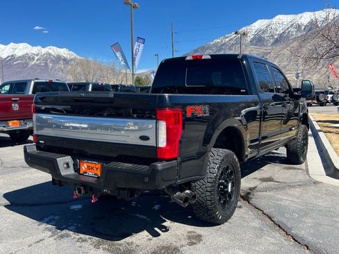 Used 2018 Ford F350 Platinum w/ Platinum Ultimate Package image 11