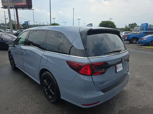 Used 2023 Honda Odyssey Sport image 7