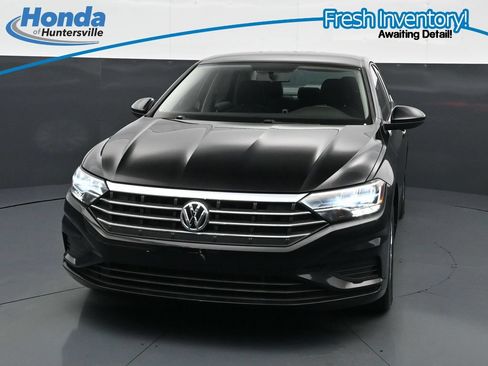 Used 2019 Volkswagen Jetta S FWD image 3
