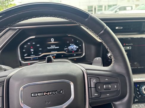 Used 2025 GMC Sierra 1500 Denali Ultimate AWD/4WD image 16