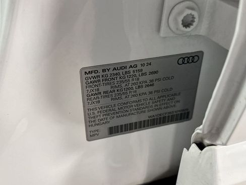 Used 2025 Audi Q3 2.0T Premium AWD/4WD image 33