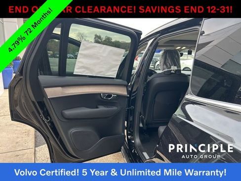Certified 2025 Volvo XC90 T8 Core image 34
