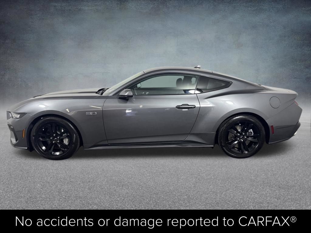 Used 2025 Ford Mustang GT RWD image 3