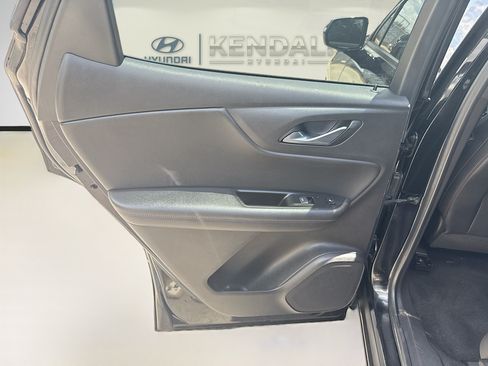Used 2021 Chevrolet Blazer RS w/ Enhanced Convenience Package FWD image 23