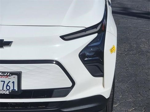 Certified 2022 Chevrolet Bolt LT image 3