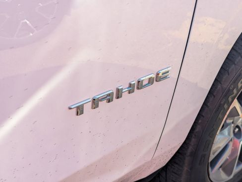 Used 2024 Chevrolet Tahoe LT w/ LT Signature Package image 7