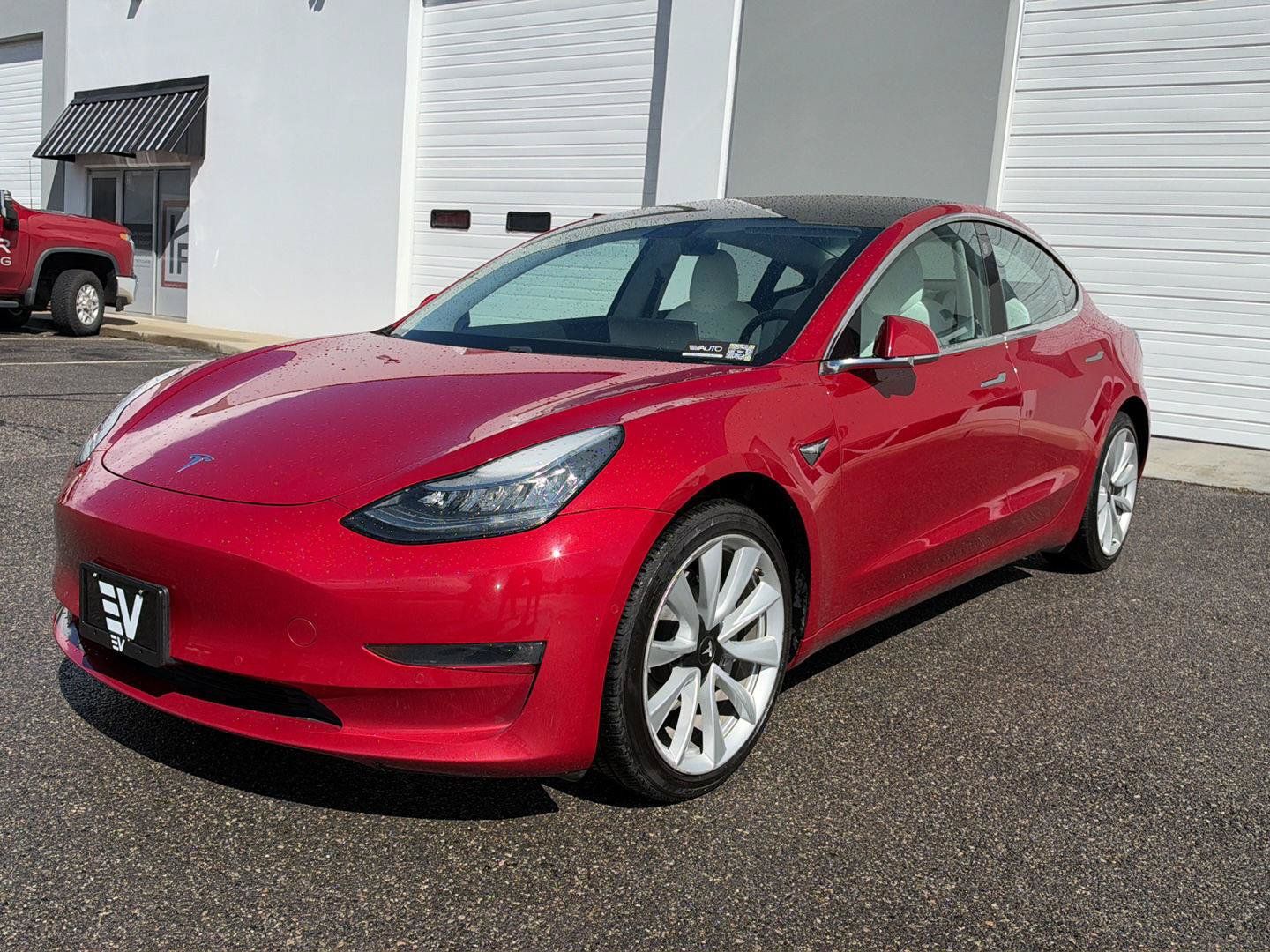 Used 2018 Tesla Model 3 Long Range AWD/4WD image 3