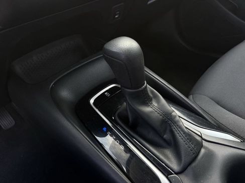 Used 2024 Toyota Corolla LE FWD image 20
