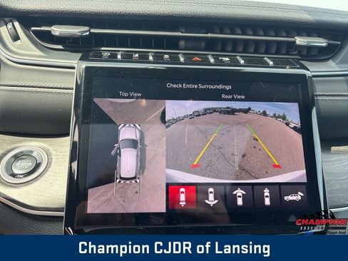 Used 2024 Jeep Grand Cherokee Limited w/ Luxury Tech Group II AWD/4WD image 28